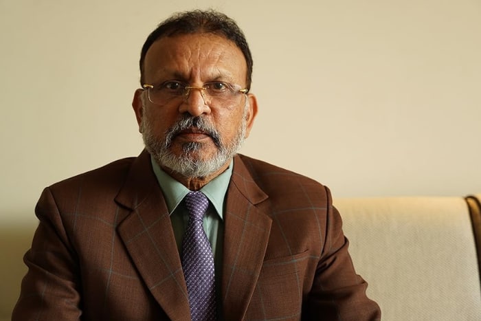 फिल्म '7 खून माफ' में नजर आए अन्नू कपूर