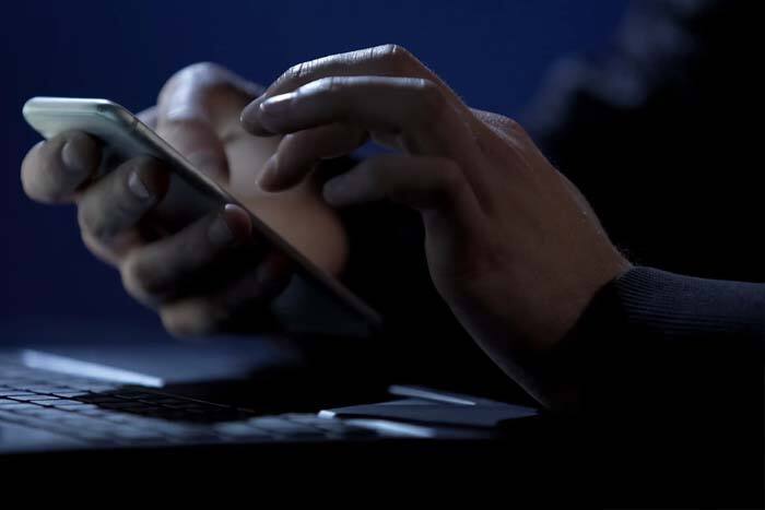 कैसे बचेगी प्राइवेट वीडियो से इज्जत?