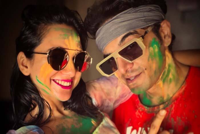 आकांक्षा चामोला ने दिखाया अपना हॉट अवतार