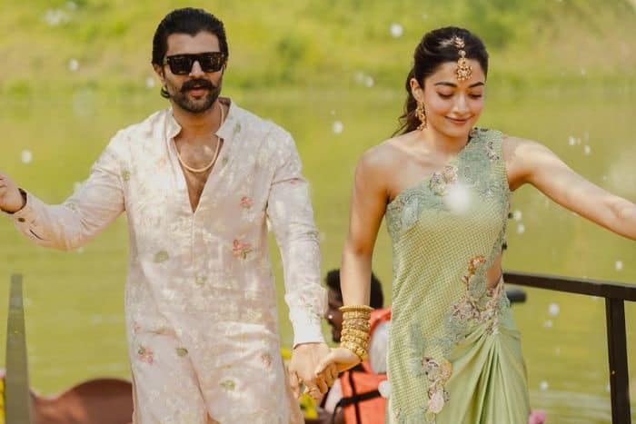 अनामिका खन्ना की ड्रेस में रश्मिका ने लूटी महफिल