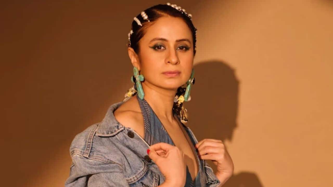 bollywoodlife.com photo