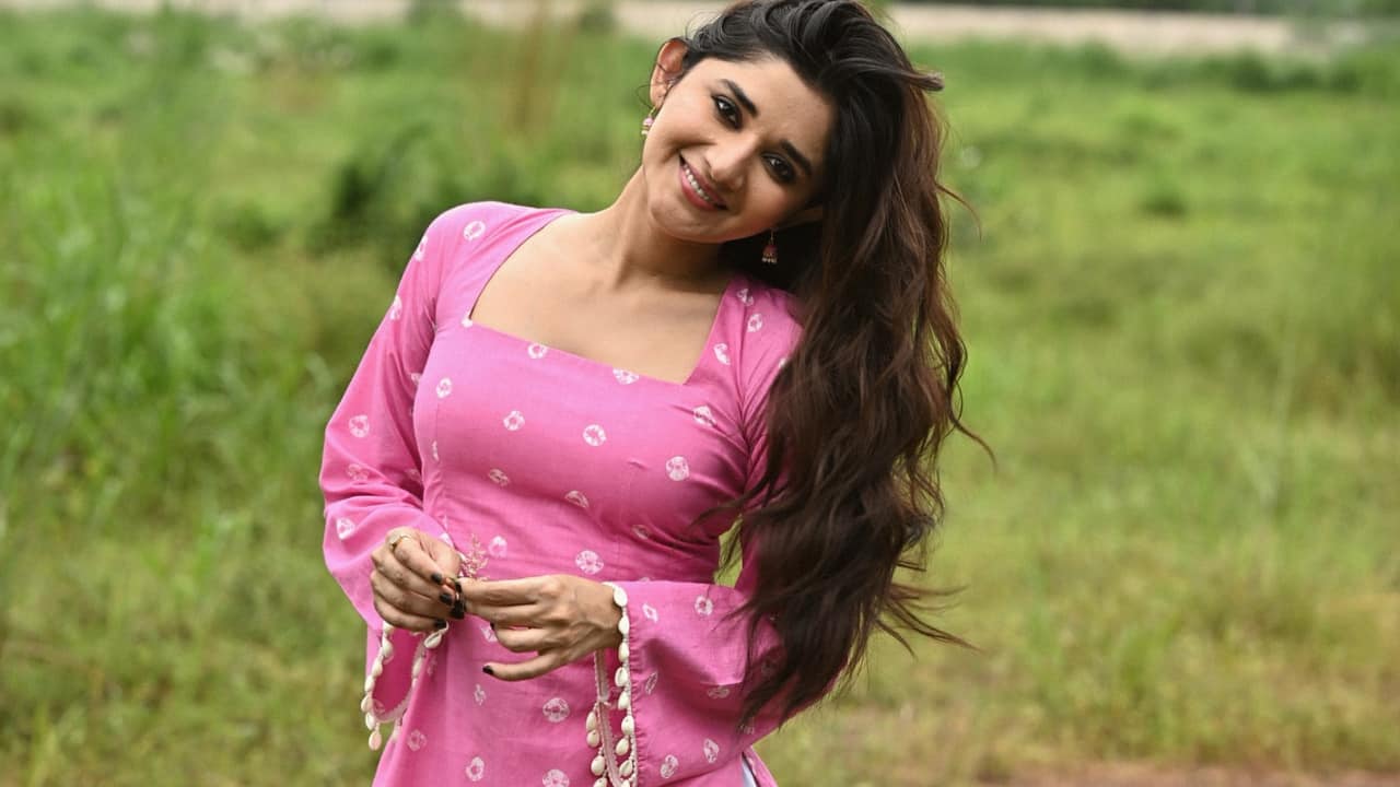 bollywoodlife.com photo