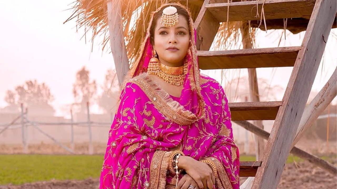 bollywoodlife.com photo
