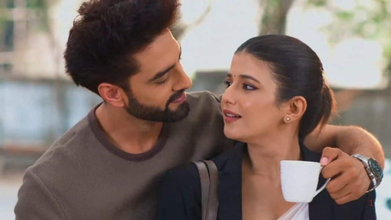Yeh Rishta Kya Kehlata Hai: अभिरा के सामने कैंची की तरह जबान चलाएगा कृष, नई मुसीबत को देगा दावत