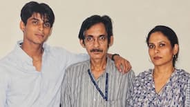 सिद्धार्थ शुक्ला की मम्मी-पापा के साथ की पुरानी तस्वीर वायरल, फैंस बोले- 'आंखों में आंसू आ गए'