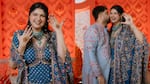 Anshula Kapoor Mehendi Photos: अंशुला कपूर के हाथों में रची मेहंदी, रोहन ठक्कर ने होने वाली पत्नी पर लुटाया प्यार
