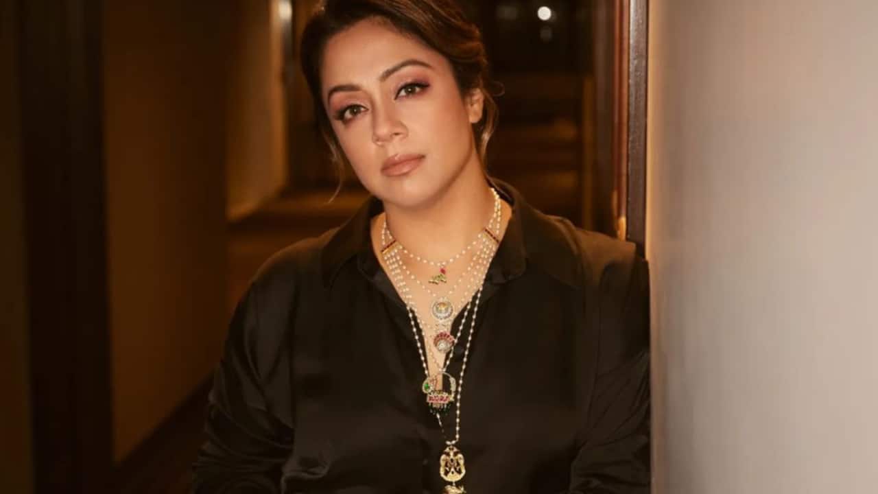 'धर्मेंद्र प्रधान इस्तीफा दें', एक्ट्रेस ज्योतिका ने स्टूडेंट के समर्थन में कहा- 'मैं छात्रों के साथ खड़ी हूं'