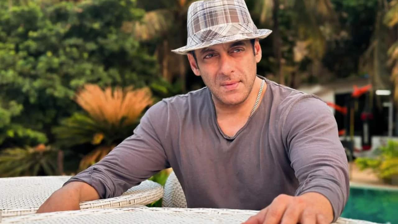 Salman Khan comes in SUPPORT of students' protest in Delhi, calls violence 'Deeply saddening'