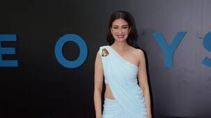 'द ओडिसी' के प्रीमियर में सौम्या टंडन ने बिखेरा जलवा, 41 की उम्र में वन-शोल्डर गाउन पहन लूट ली महफिल