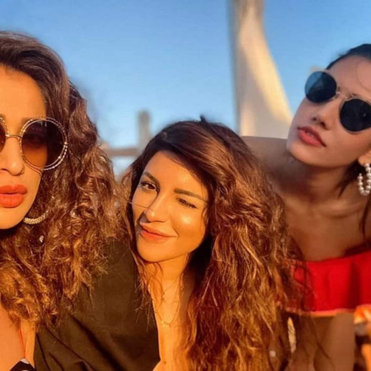 Shama Sikander, Raai Laxmi and Sonnalli Seygall scorch the beach with ...