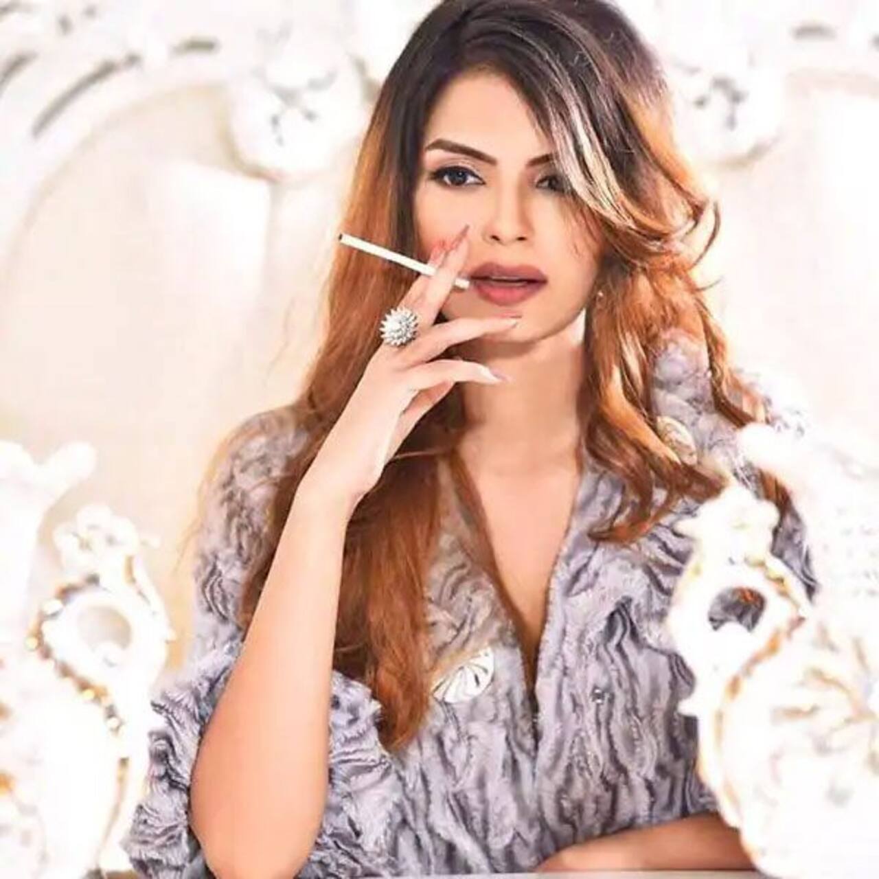 Bigg Boss contestant Sonali Raut goes all out in a bold photoshoot