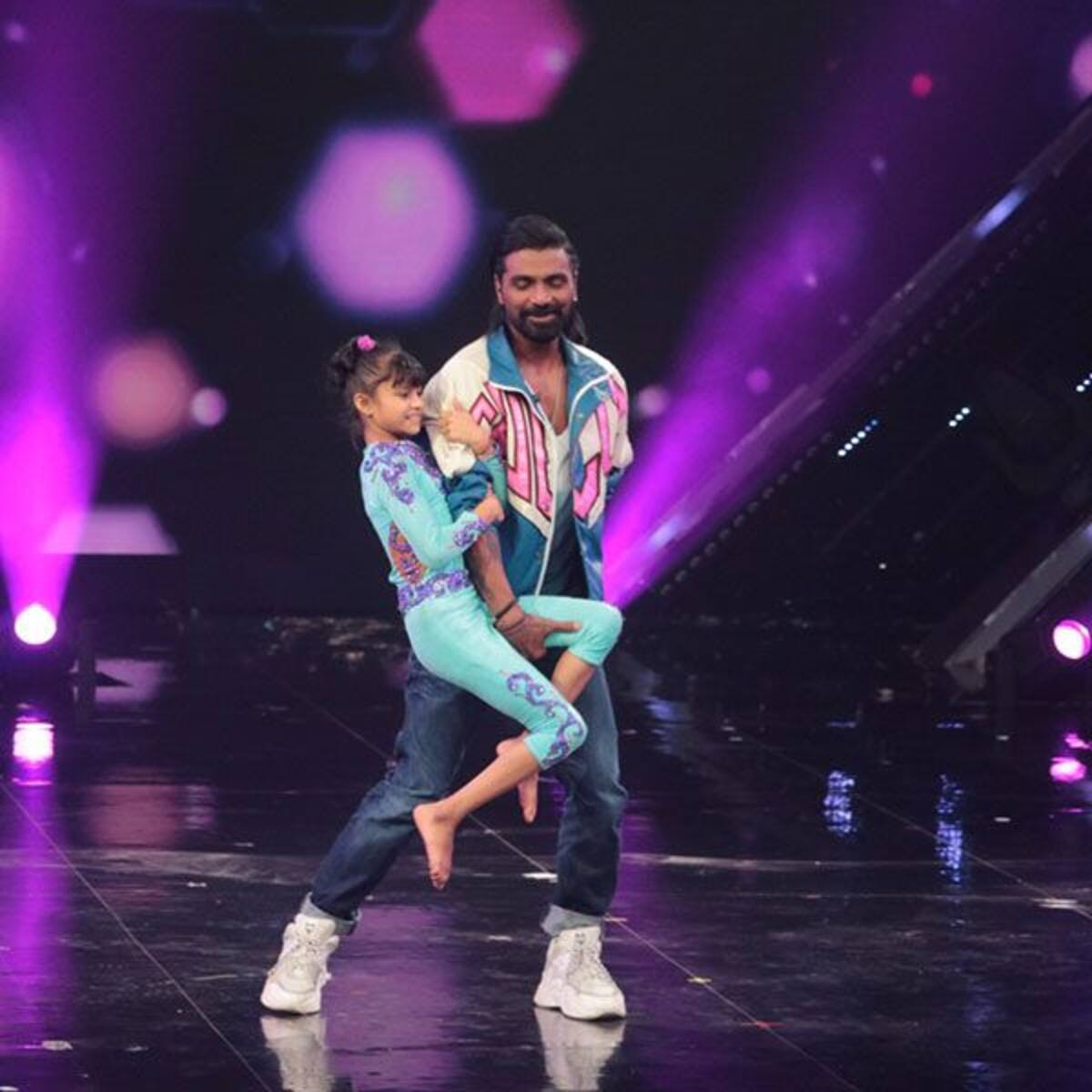 Dance Plus 5 Remo D Souza Gets Nostalgic After Watching Sanchita Shubrato S Performance Remo d'souza is an indian dancer, actor, choreographer, and film director. dance plus 5 remo d souza gets