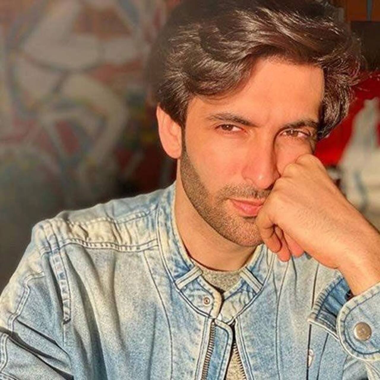 Nandish Sandhu's sunkissed pictures will set your screen on fire