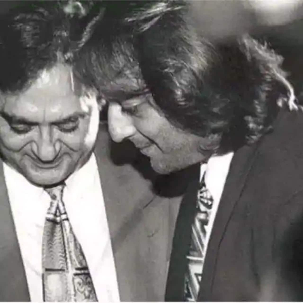 On Sunil Dutt's birth anniversary, let's see some unseen candid moments ...