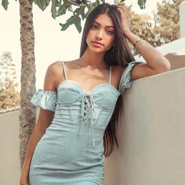 Alanna Panday looks gorgeous as she poses in a blue dress