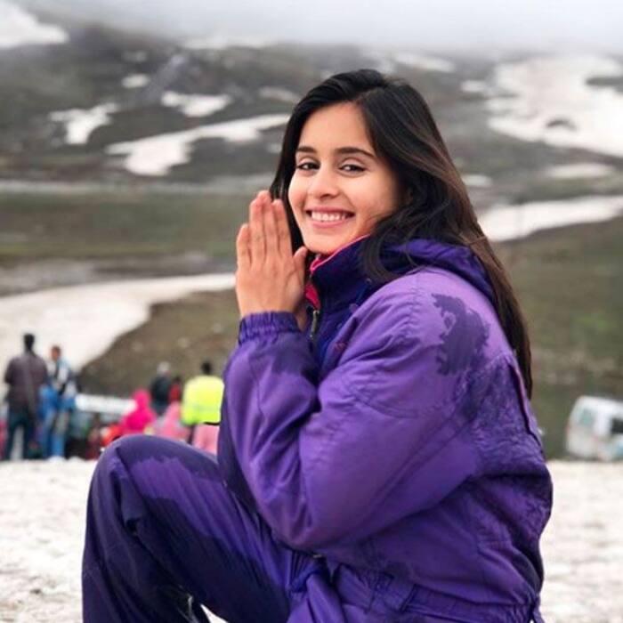 Rhea sharma rffghn1