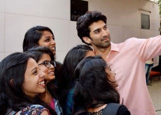 Aditya Roy Kapoor meets fans at Mehboob studio