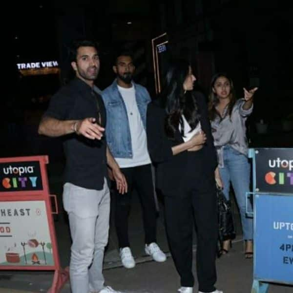 Couple Alert Athiya Shetty And Kl Rahul Step Out On A Date Night With Friends View Pics