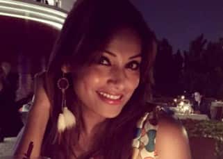 Bipasha Basu spotted at a restaurant