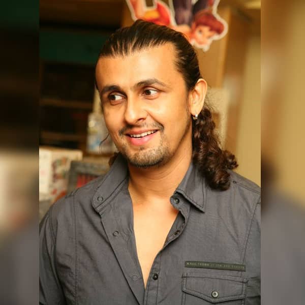 5 Weirdest Looks Of Sonu Nigam See Photos