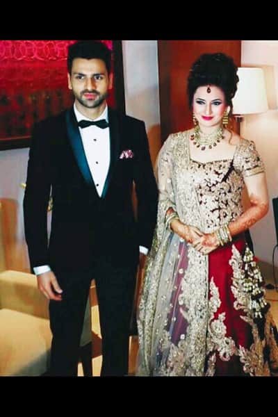 Steal The Look: Divyanka Tripathi's Bridal Looks Decoded