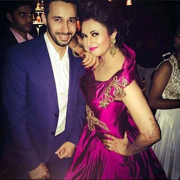 Divyanka tripathi clearance reception dress