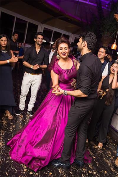 Divyanka hotsell reception dress