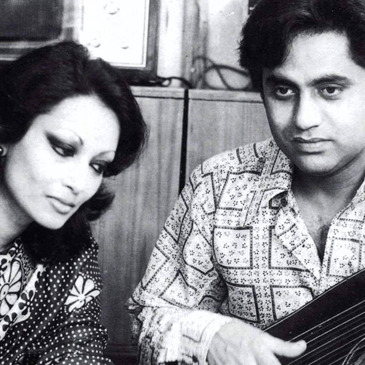 Happy Birthday Jagjit Singh: Check out rare and unseen pics of the ...