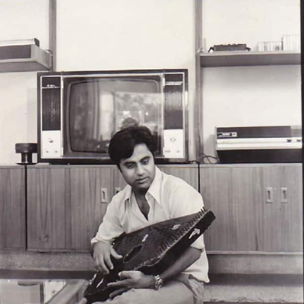 Happy Birthday Jagjit Singh: Check out rare and unseen pics of the