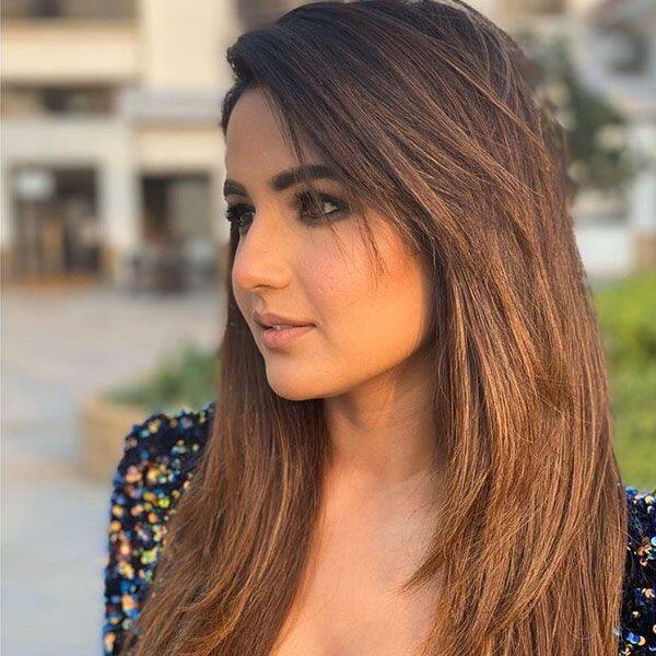 Naagin 4: Jasmin Bhasin looks like a million bucks as she dons a hot