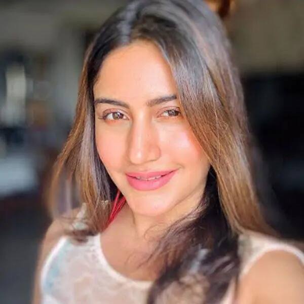 Happy Birthday Jennifer Winget Shivin Narang Aly Goni And 9