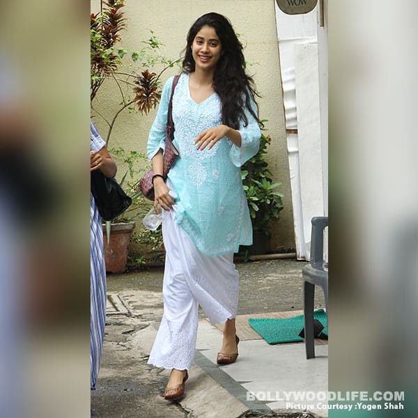 Jhanvi Kapoor, in a sky blue attire, will smile her way to your heart