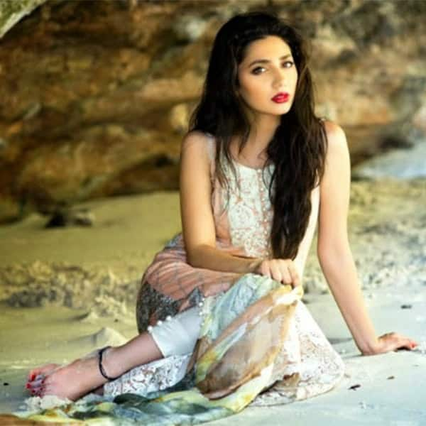 Mahira Khan Hot & Sexy Photos