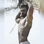 Naagin 3 actor Pearl V Puri flaunts his HOT chiseled physique in the Maldives