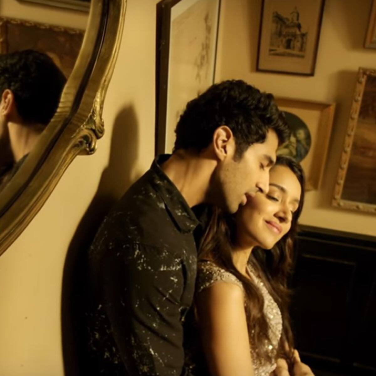 Ok Jaanu Song Enna Sona 10 Moments From Aditya Roy Kapur And Shraddha Kapoor S New Song That Will Make You Fall In Love With Them Even More Kol hovein te sekh lagda a. ok jaanu song enna sona 10 moments