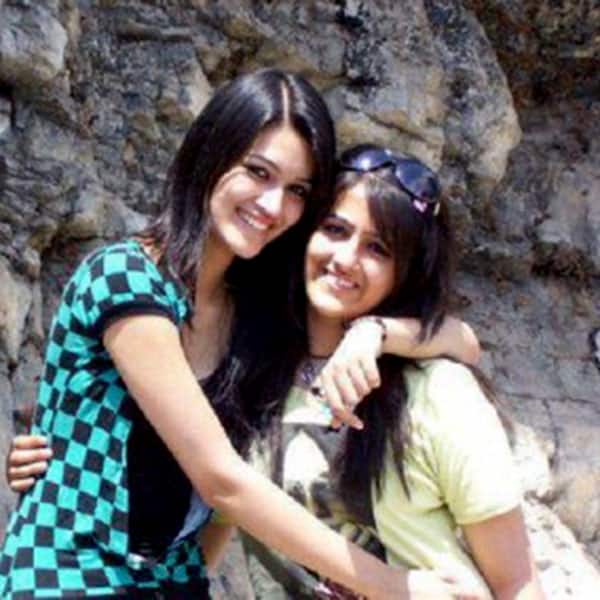 On Kriti Sanon’s 26th birthday, check out the UNSEEN pics of her CHILDHOOD!