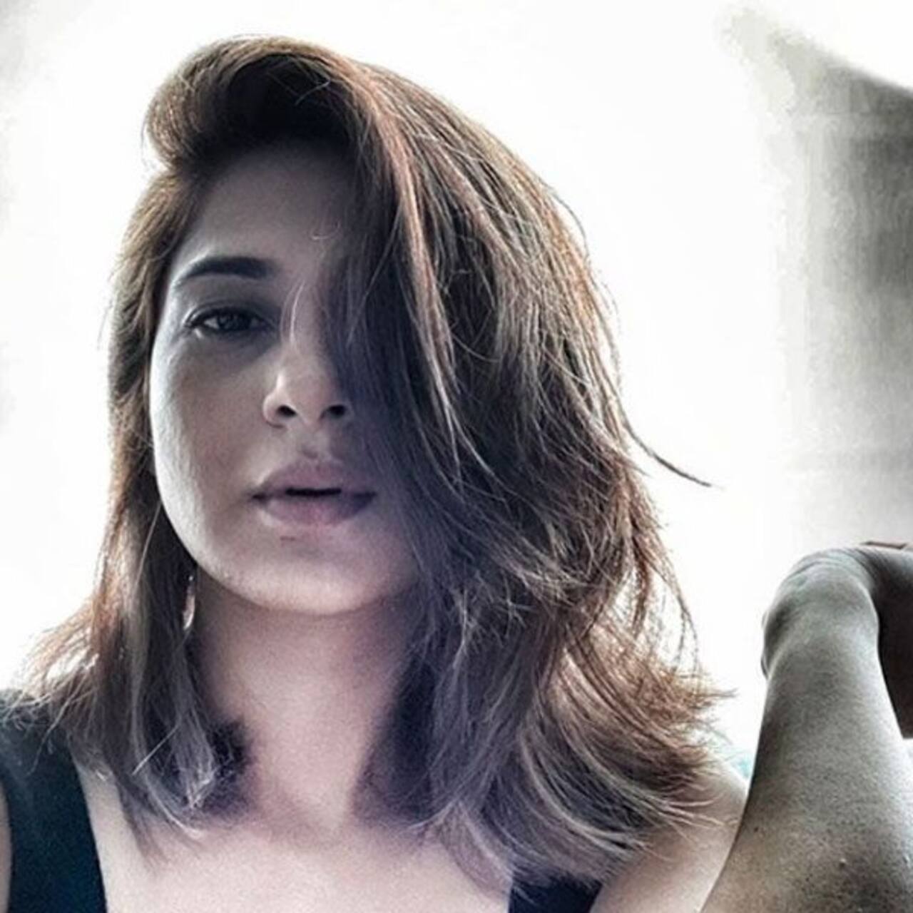 Beyhadh 2 actress Jennifer Winget flaunts her new hairstyle like a pro –  view pics