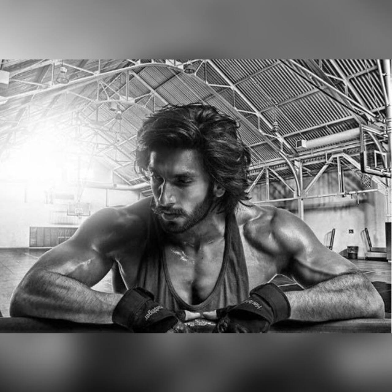 Ranveer Singhs Insanely Hot Body Is The Perfect Cure For Your Midweek Blues Photos