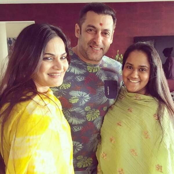 In Pics Salman Khan Celebrates Raksha Bandhan With Sisters Arpita And Alvira