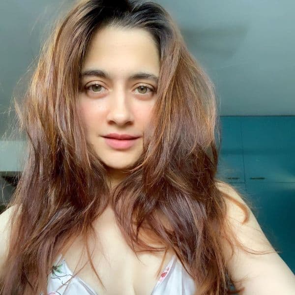 Lockdown Dairies Sanjeeda Shaikh S No Makeup Pictures Are So Serene Some lesser known facts about sanjeeda sheikh does sanjeeda sheikh smoke?: no makeup pictures are so serene