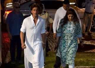 Shah Rukh Khan attends Kabhi Haan Kabhi Naa diretor Kundan Shah's prayer meet