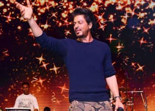 Shah Rukh Khan is mighty obsessed with the military pants and we have pictures to prove that