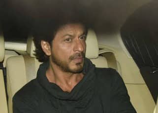 Shah Rukh Khan organises a special screening of Raees for his team