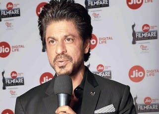 Shah Rukh Khan, Sonam Kapoor, Alia Bhatt and other celebs dazzle at Filmfare Awards pre party
