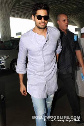 Photos: Ranveer Singh looked suave in a silver jacket at the airport