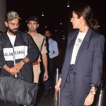 Power couple Anushka Sharma and Virat Kohli snapped at the airport