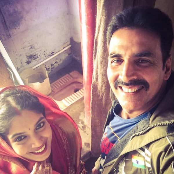 toilet prem ek katha lathmar holi songs